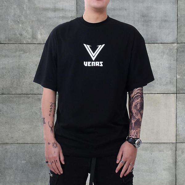  베나스 프론트 포인트 반팔 티셔츠 블랙 S 루즈핏