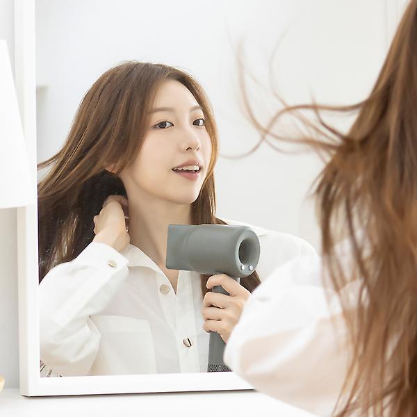  위니아 에이드온 슈퍼케어 BLDC 헤어드라이어 저소음 경량 음이온 드라이기
