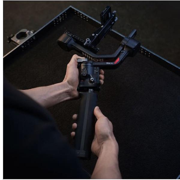  DJI RS 4 Pro 카메라짐벌